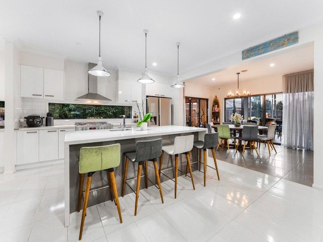 60 Ferrari Drive, VIC 3977