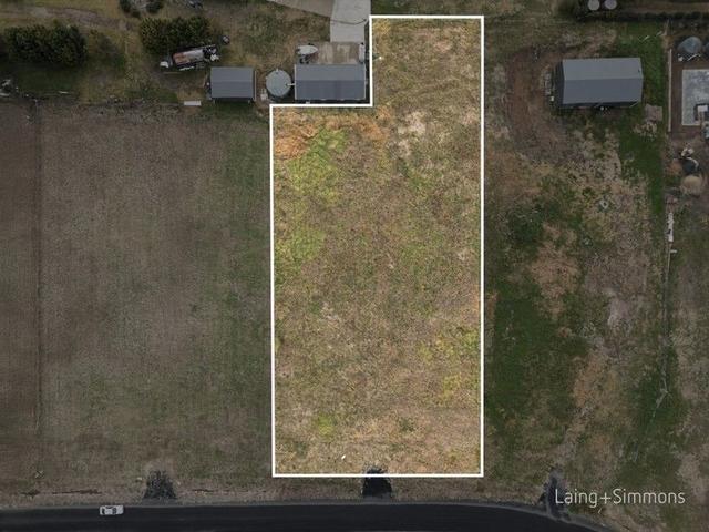 6 Argunna Crescent, NSW 2350