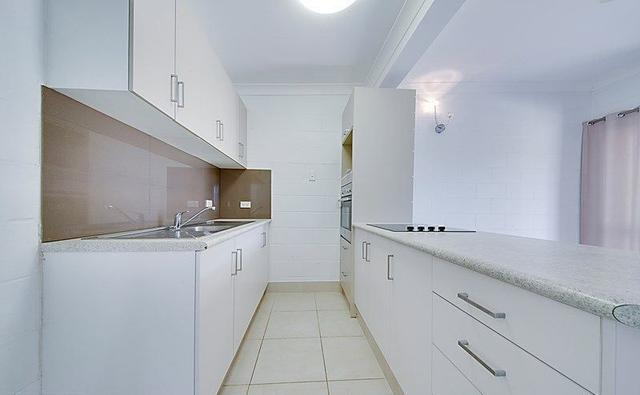 2/23 Melbourne Street, QLD 4703