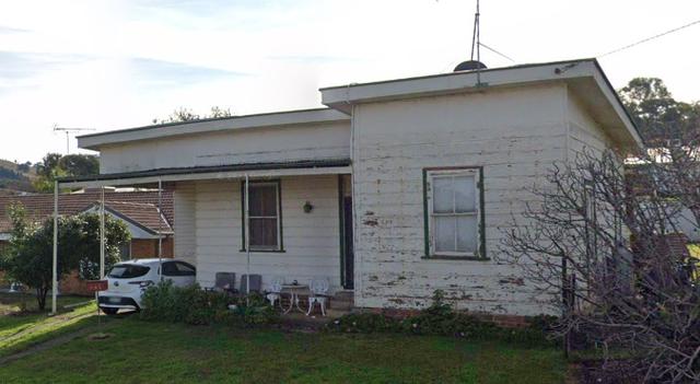 139 Hanley Street, NSW 2722