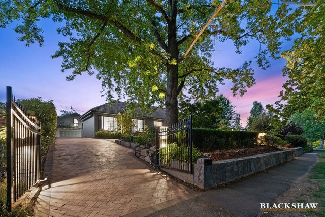 32 Arthur Circle, ACT 2603