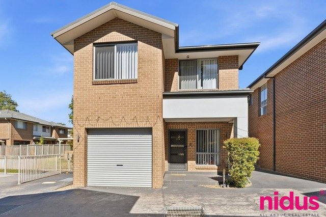 18/1-5 Hythe  Street, NSW 2770