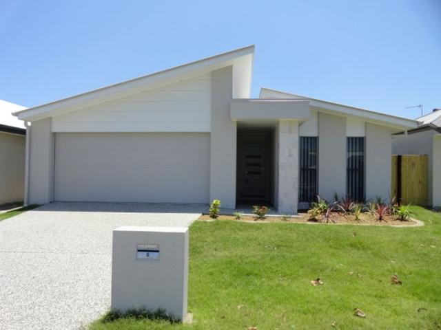 Room D/6 Flame Tree, QLD 4556