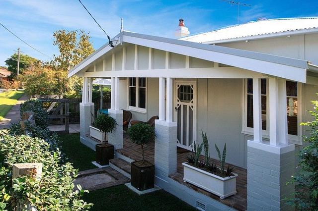 4 Roy Street, NSW 2320