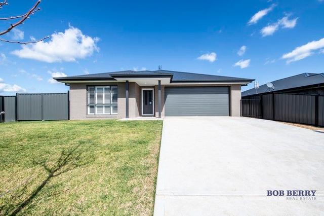 55 Peel Place, NSW 2830