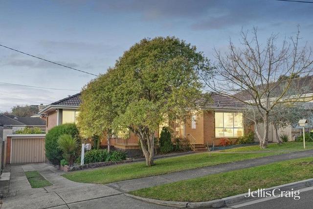 4 Chatsworth Quadrant, VIC 3107