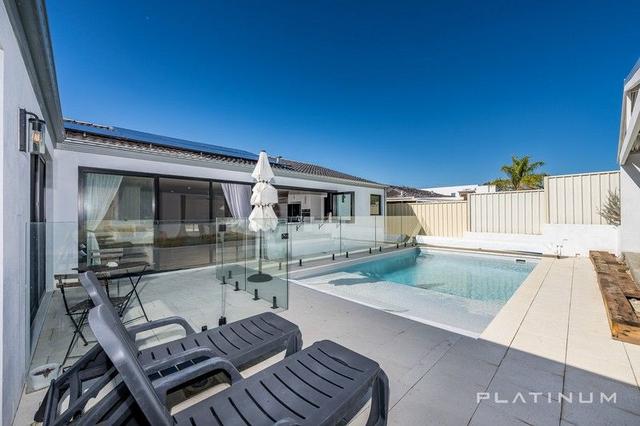 27 Macedon Place, WA 6025