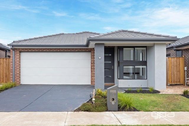13 Carlingford Crescent, VIC 3335
