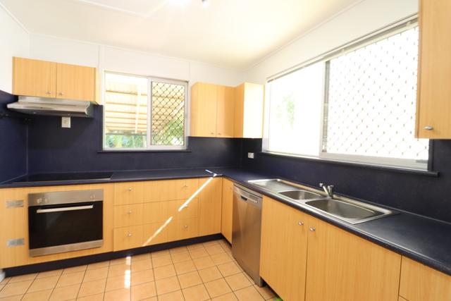 6 Carina Ave, QLD 4825