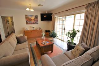 Family Room (2019-10-15)