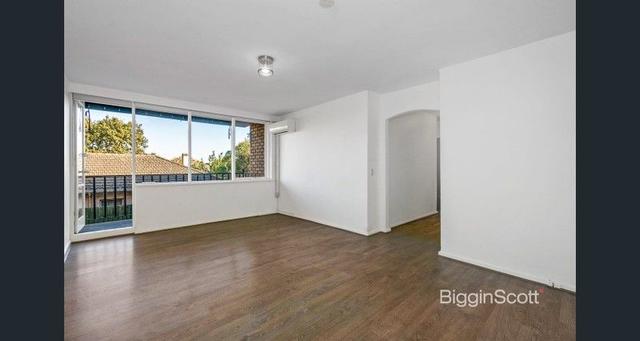 10/5 Denham Street, VIC 3122