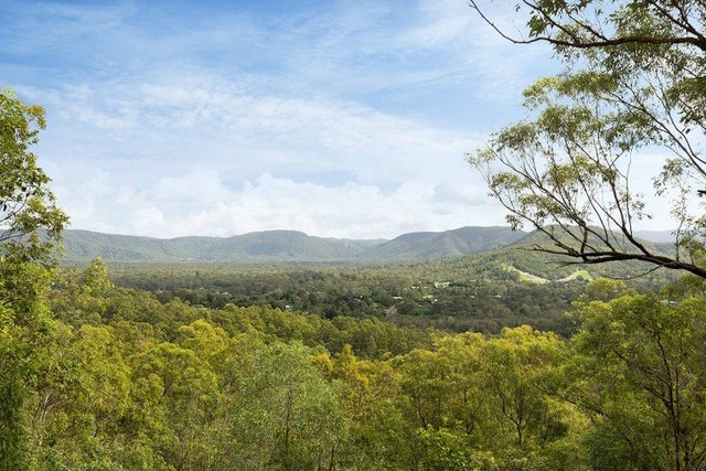 1 Dickens Place, QLD 4520