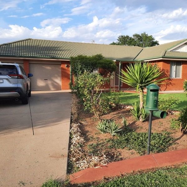 3A Guild Pl, NSW 2705