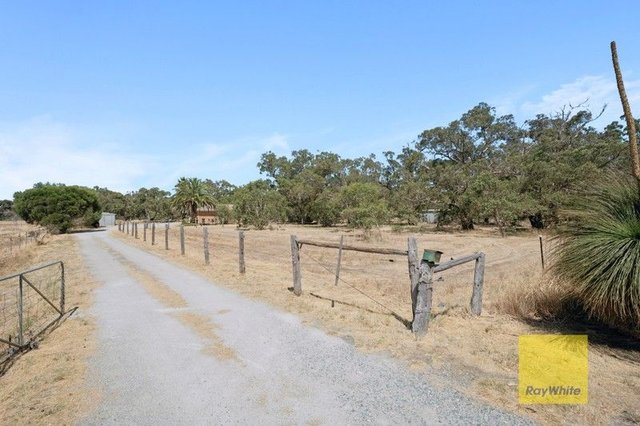 59 Staniland Street, WA 6109