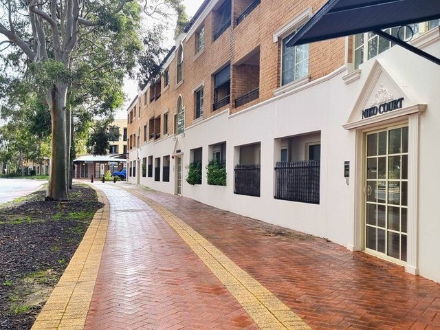 6/2 Plaistow Street, WA 6027