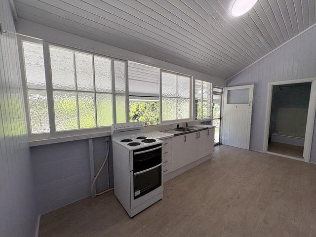 4/15 Golf Link Road, QLD 4883