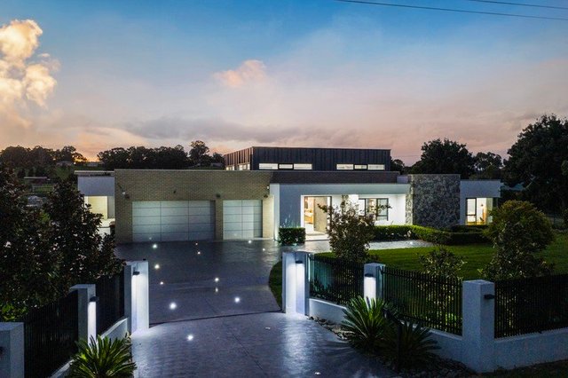 9-11 Coreen Avenue, NSW 2178