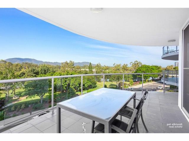 402/6 Victoria Parade, QLD 4700