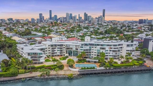 316/1 Gray Street, QLD 4005