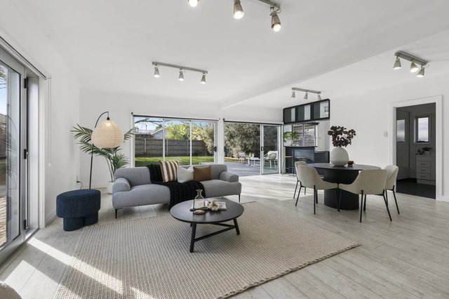 77 White Street, VIC 3195