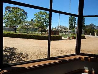 Bedroom 1 Window seat (2018-11-05)