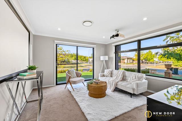 8 Rob Riley Circuit, ACT 2914