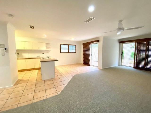 9/11 Beachcomber Court, QLD 4220