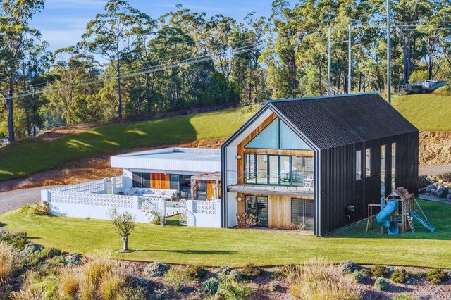 3 Oakleaf Place, NSW 2549