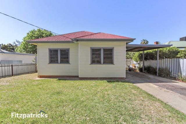 11 Heydon Avenue, NSW 2650