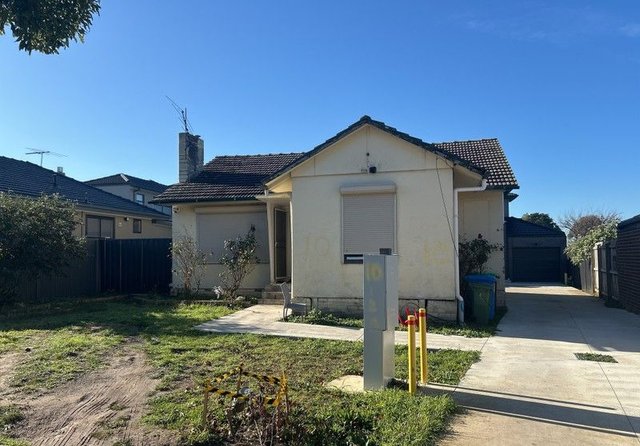 1/10 Ash  Street, VIC 3177