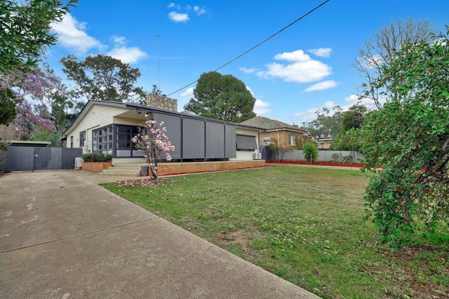 372 Victoria Street, NSW 2710