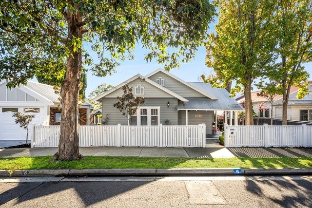 6 Upper Skene Street, VIC 3220