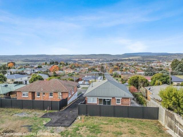 16 a & b Strahan Road, TAS 7250