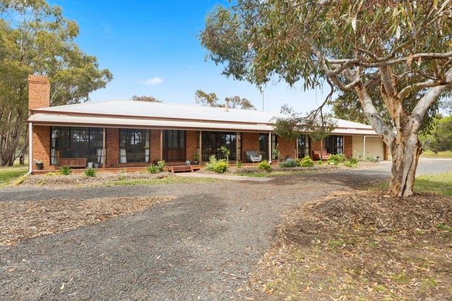 290 Highlands Road, VIC 3660