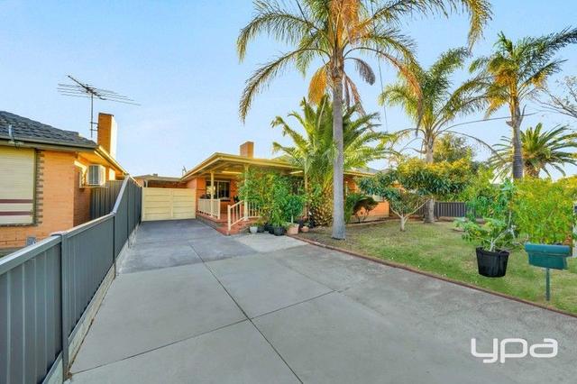 13 Blackwood Crescent, VIC 3061