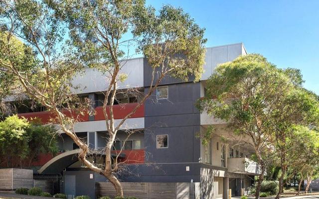 2/3 Rusden Place, VIC 3168