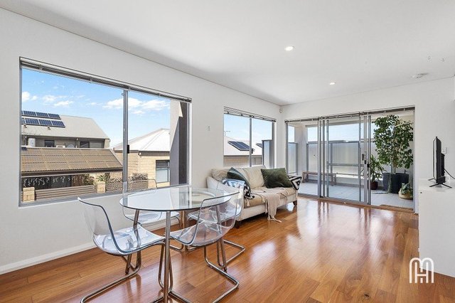 4/153 Westview Street, WA 6019