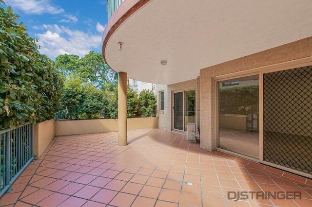 2/36-38 Dutton Street, QLD 4225