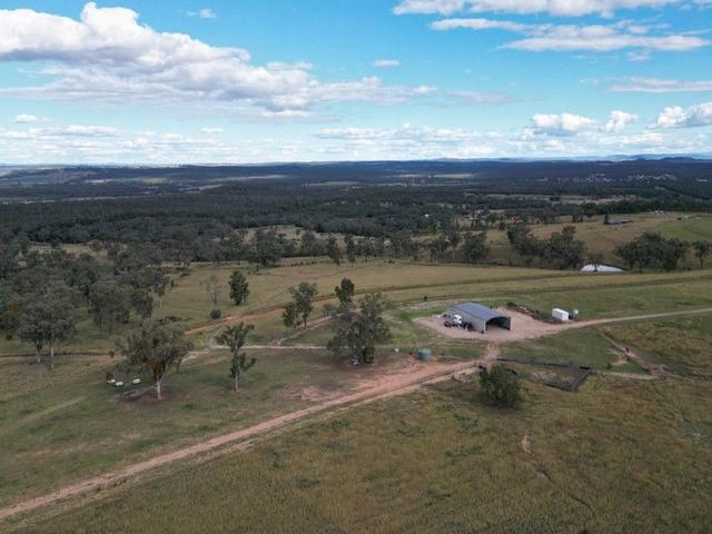 "Longview" 135 Burundah Drive, NSW 2402