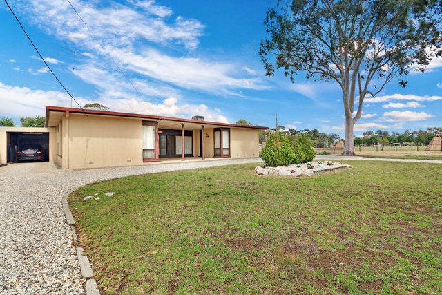 324 Noyes Street, NSW 2710