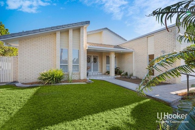 22 Gleneagles Crescent, QLD 4035