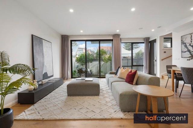 4 Leslie Street, VIC 3183