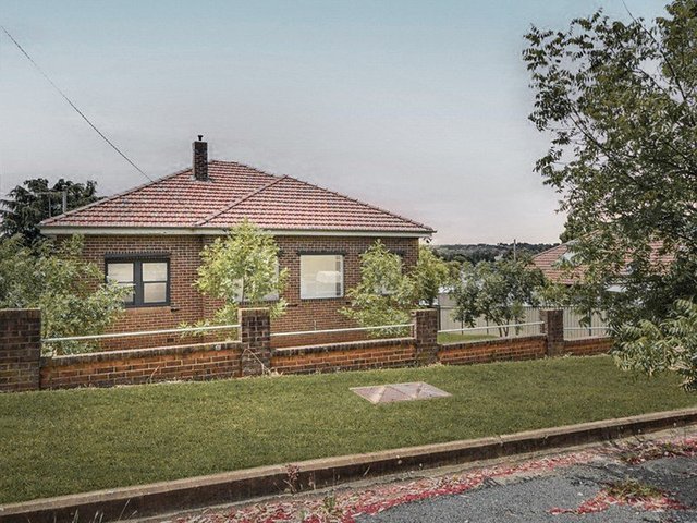 6 Lynch Street, NSW 2594