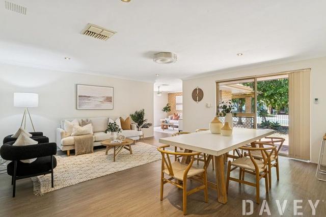 17 Lockyer Court, WA 6023