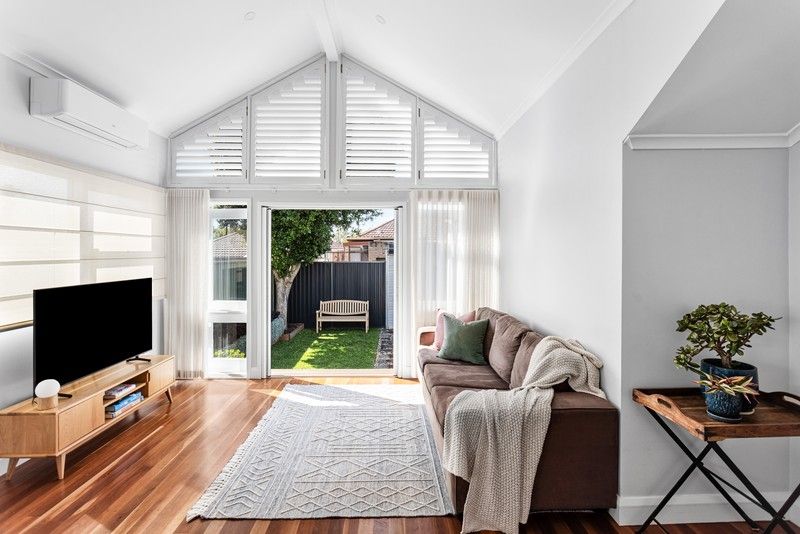 https://images.allhomes.com.au/property/photo/8df0333b511095e86a423e90e629dcae_hd.jpg