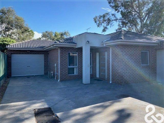 2/17 Maiden Court, VIC 3076