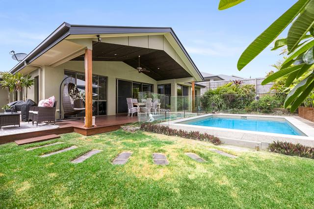 4 Starling Crescent, QLD 4573
