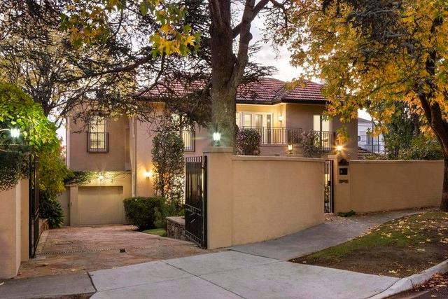 11 Montalto Avenue, VIC 3142