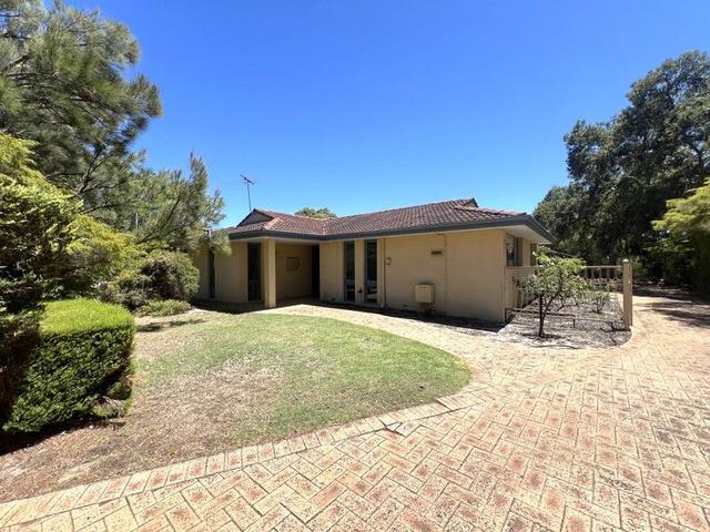 12 Noel Road, WA 6076