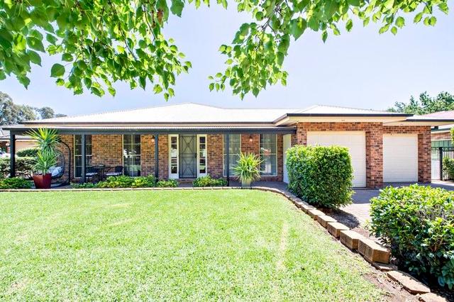 5 Namoi Crescent, NSW 2830